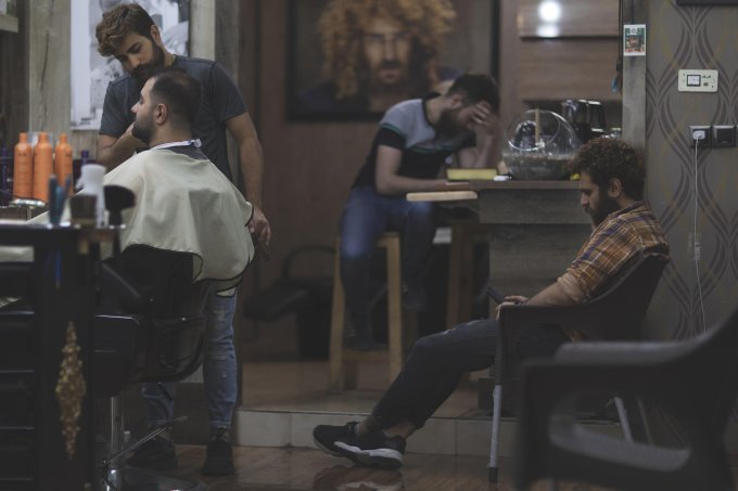 kolory w salonie fryzjerskim